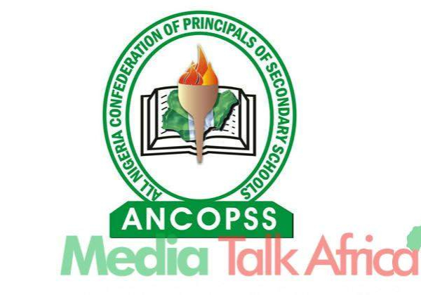 110919 secondary schools principals vow to uphold professional ethics
