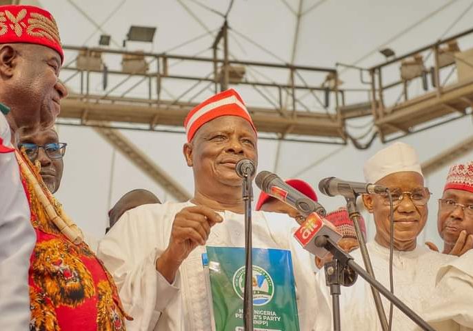 11178 nnpp zonal secretary others defect to pdp in gombe