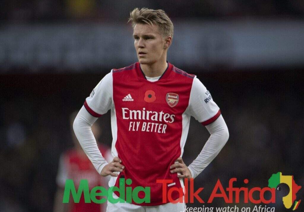 112505 arsenal star martin odegaard draws comparisons to kevin de bruyne says don hutchison