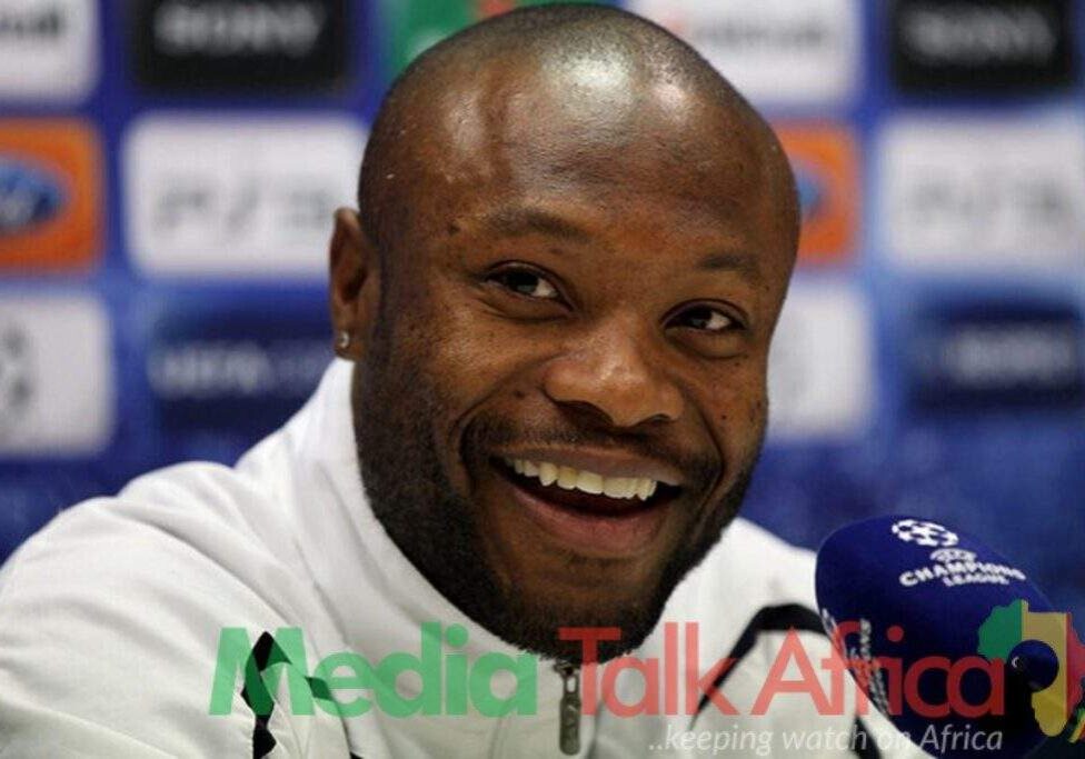 113418 epl hes similar to ronaldo makes things easy gallas hails chelsea winger