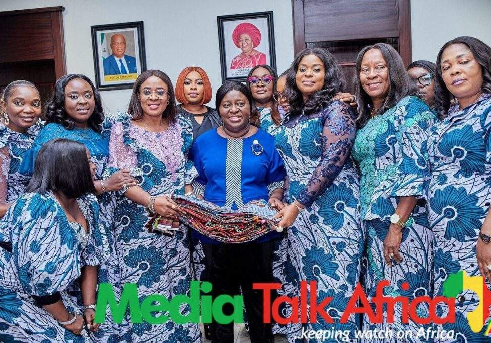 119368 aibom first lady calls on wives of council chairmen to promote cervical cancer vaccination 119368 aibom first lady calls on wives of council chairmen to promote cervical cancer vaccination