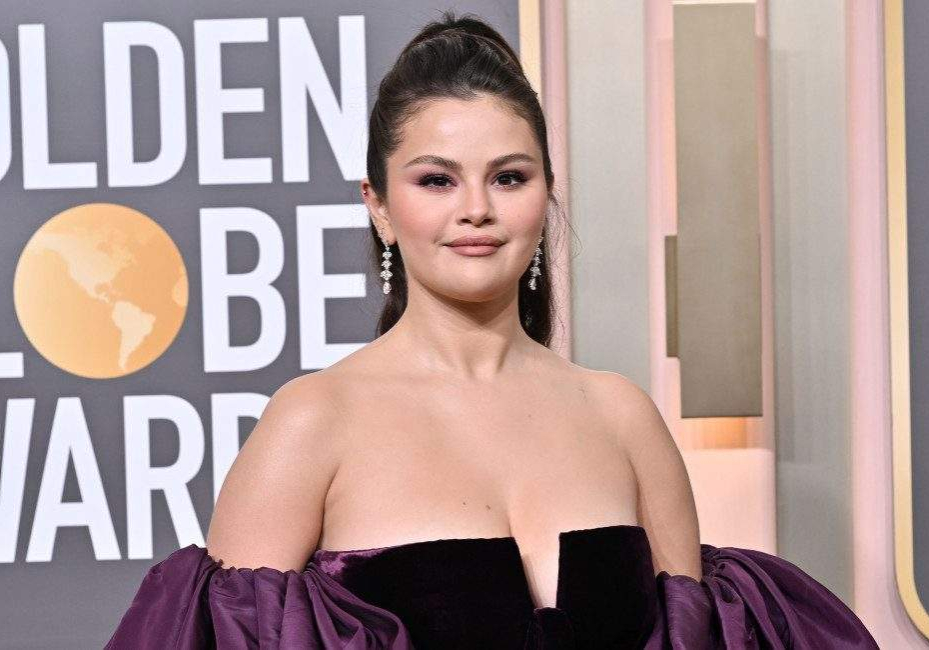 124879 selena gomez takes a step back from social media to confront worldwide injustices 124879 selena gomez takes a step back from social media to confront worldwide injustices