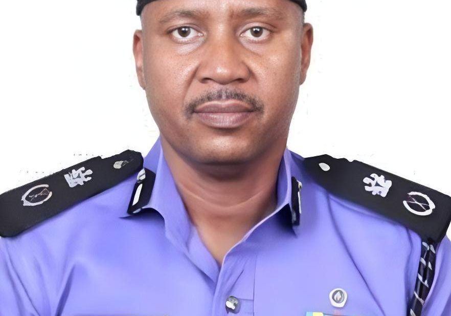 127555 isyaku mohammed assumes duty as commissioner of police for osun command 127555 isyaku mohammed assumes duty as commissioner of police for osun command