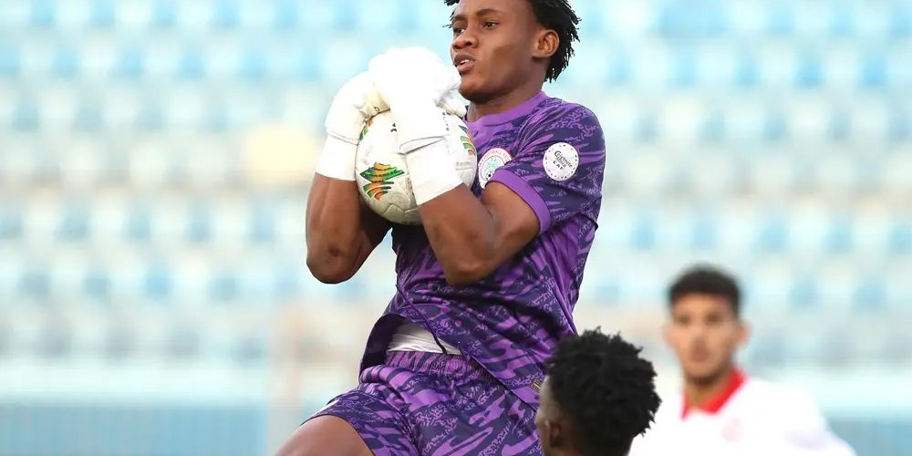 15-year-old goalkeeper Ebenezer Harcourt makes history with Nigeria debut CHAN: Youngster Harcourt talks up Super Eagles debut