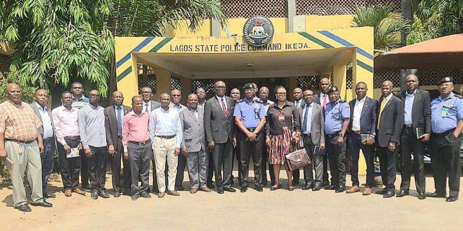 15439 naira scarcity police bank csos meet in lagos