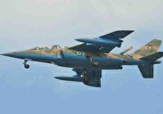 16621 tragedy averted as naf aircraft lost its tyres belly lands in lagos