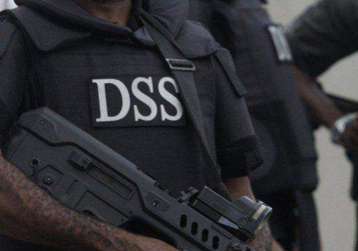 16731 police arrest fake sss officer others in osun 16731 police arrest fake sss officer others in osun