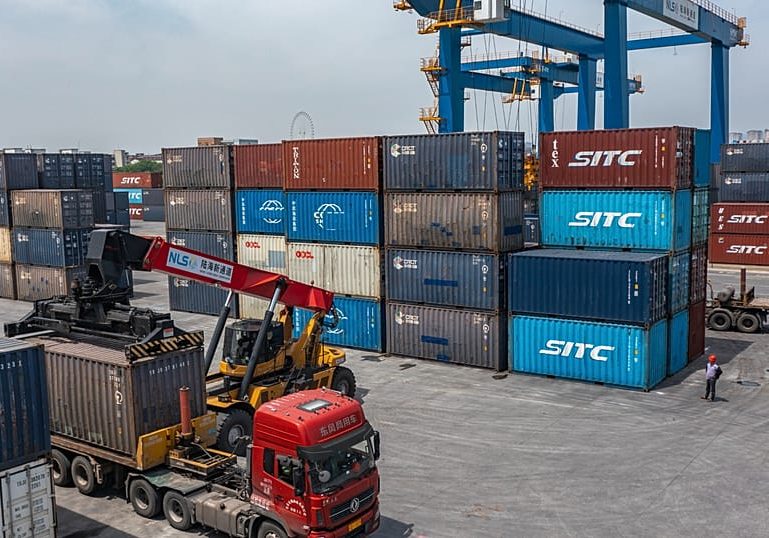 Chinese logistics firms shift away from Middle East as war raises costs