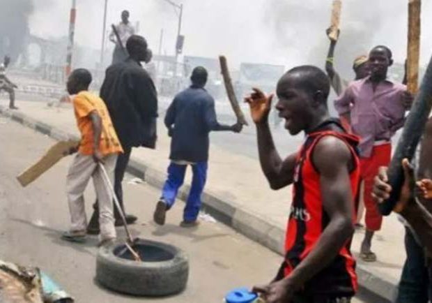 19130 again protests rock ibadan over naira fuel scarcity 19130 again protests rock ibadan over naira fuel scarcity