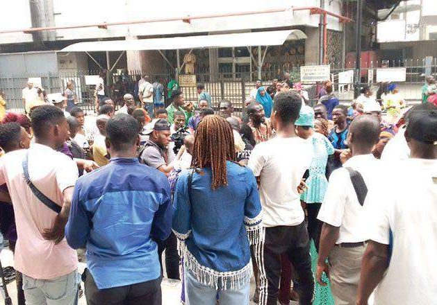 20064 Some depositors at one of the CBN offices 20064 Some depositors at one of the CBN offices