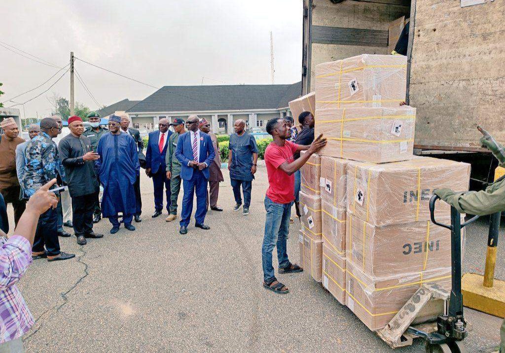 21435 anambra party chairmen journalists kick over electoral material inspection 21435 anambra party chairmen journalists kick over electoral material inspection