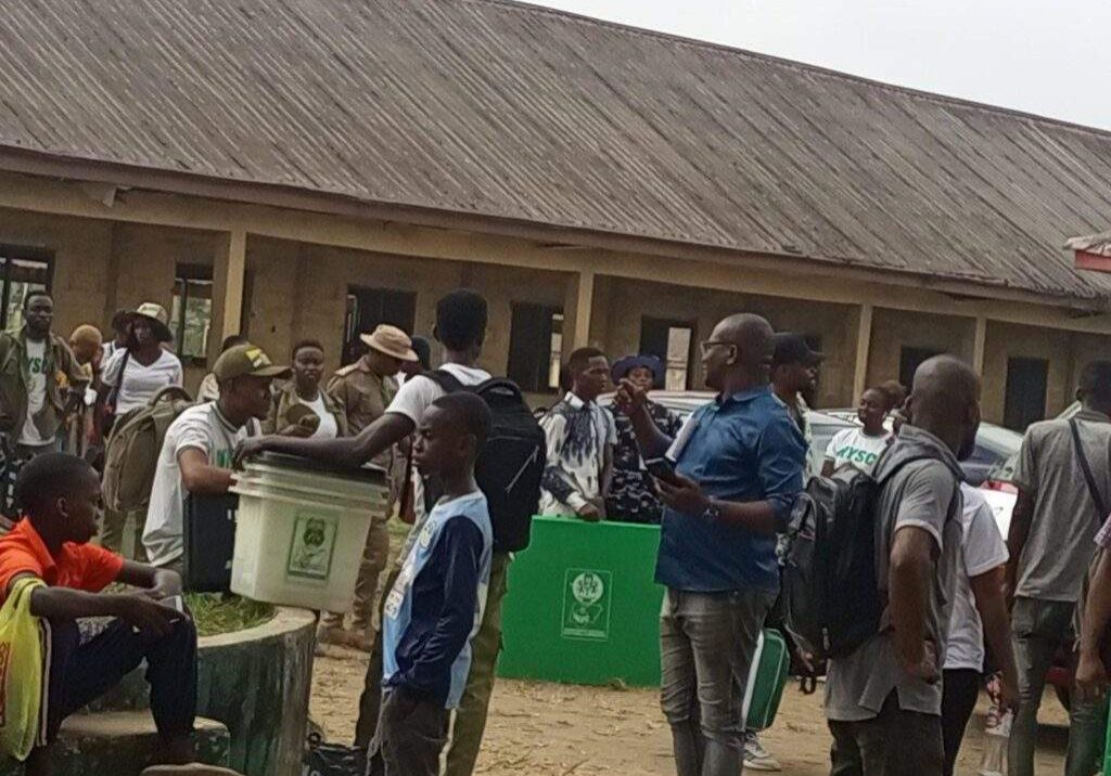 21662 voting stops in ikot ebom as suspected pdp agents allegedly fuel crisis 21662 voting stops in ikot ebom as suspected pdp agents allegedly fuel crisis