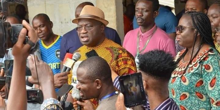 21900 2023 election ikpeazu frowns at late arrival of inec staff electoral materials