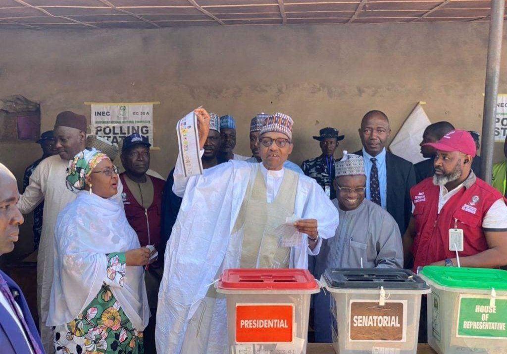 22024 nigeriaelections2023 activists slam buhari for displaying his ballot after voting 22024 nigeriaelections2023 activists slam buhari for displaying his ballot after voting