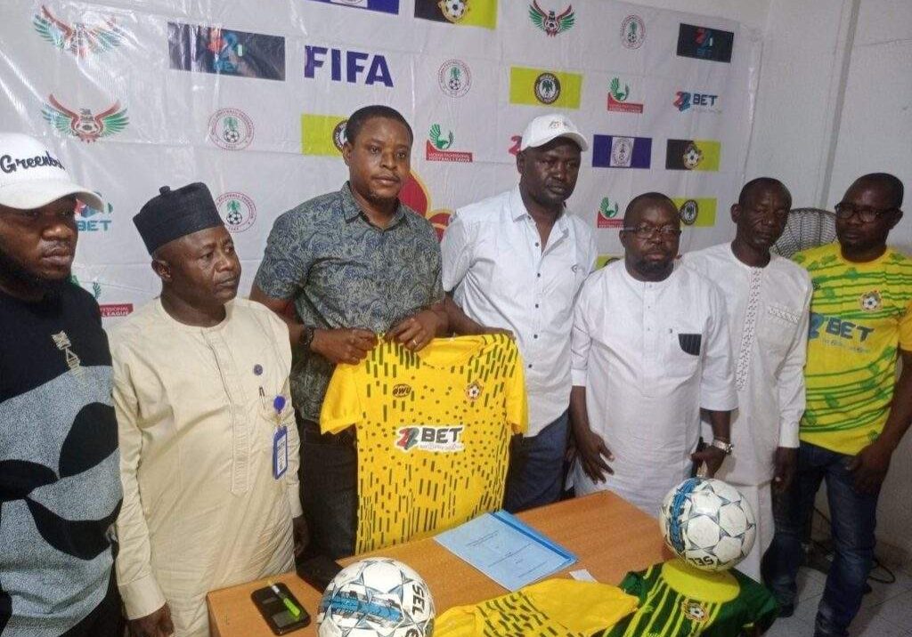 22829 npfl kwara united unveil dogo as new head coach 22829 npfl kwara united unveil dogo as new head coach