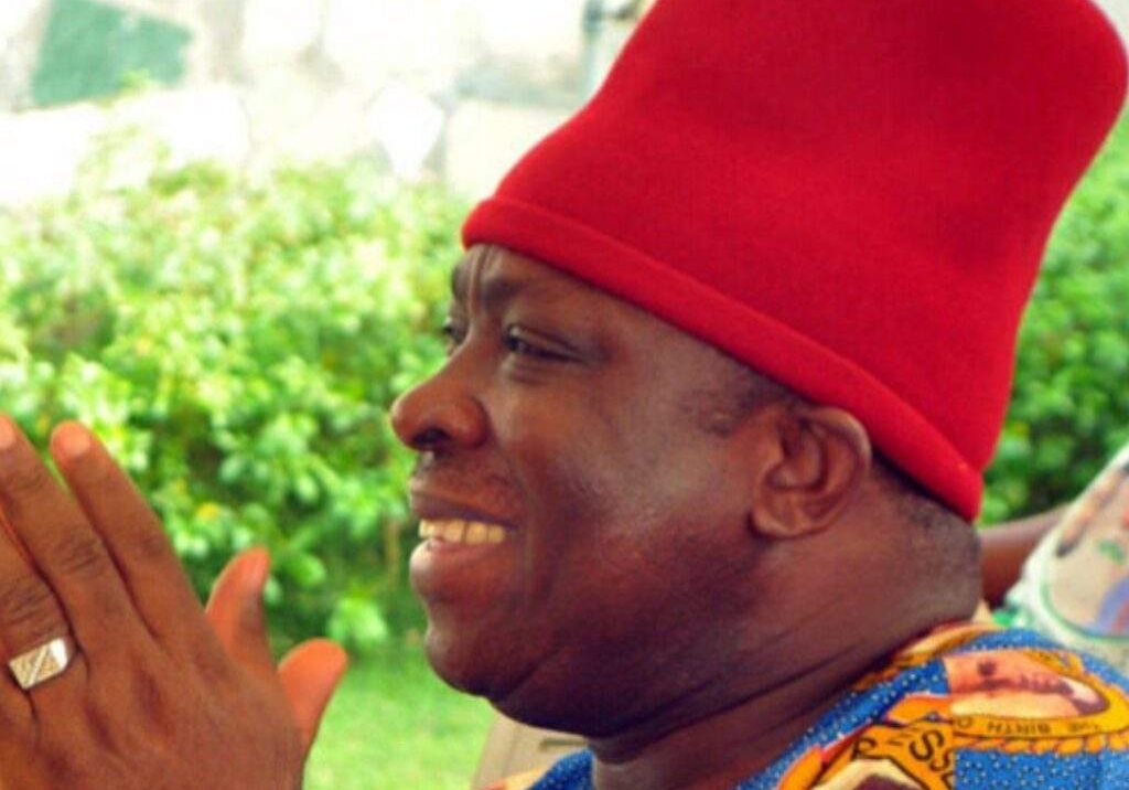 22833 ekwunife congratulates rival victor umeh of lp after defeat