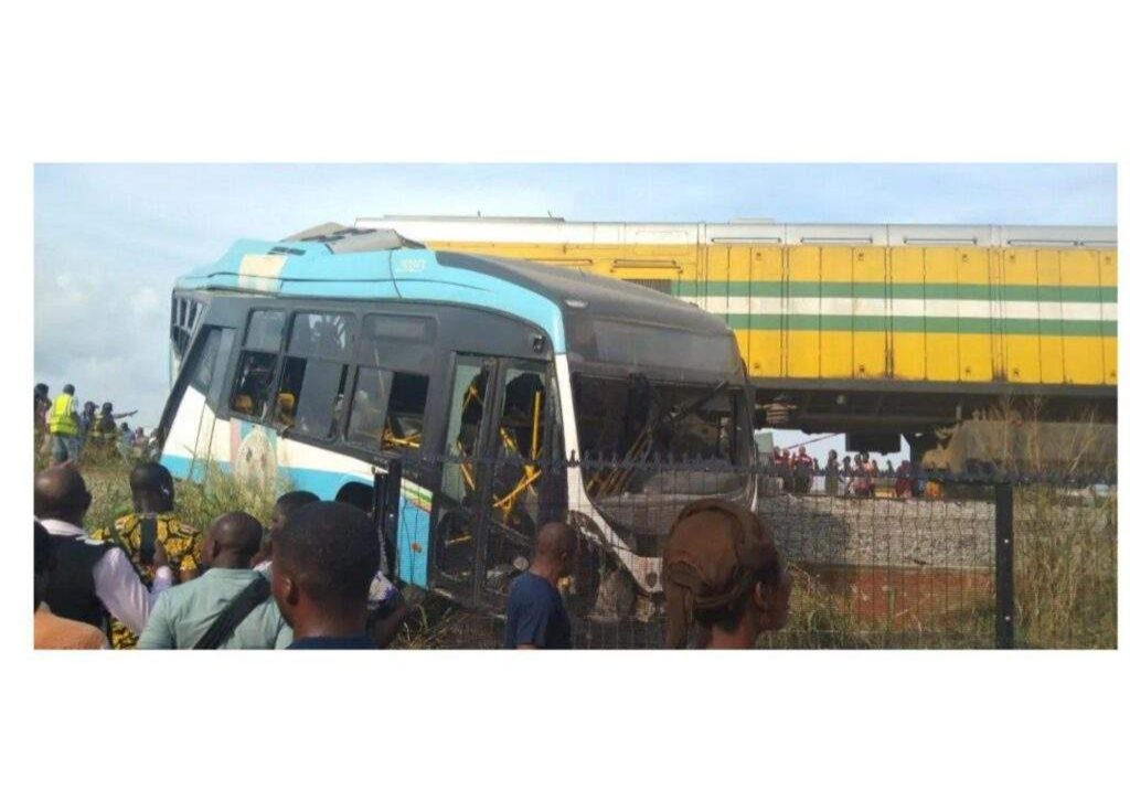 27335 train brt crash 32 survivors discharged lagos govt 27335 train brt crash 32 survivors discharged lagos govt