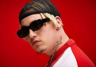 27995 just in south african artiste costa titch slumps dies on stage 27995 just in south african artiste costa titch slumps dies on stage