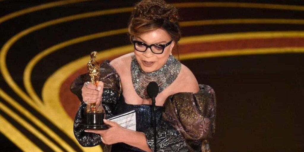 28495 ruth carter becomes first black woman to win two oscars