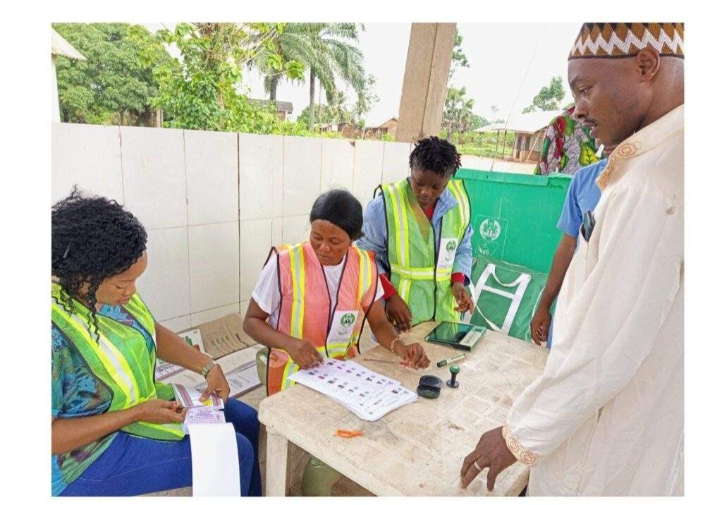 31137 guber poll voting commences in ogun 31137 guber poll voting commences in ogun