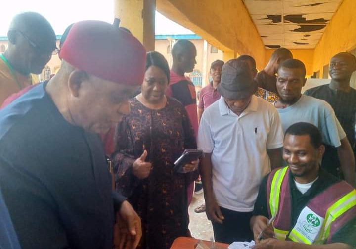 31334 abia 2023 early voting in units as security operatives man strategic locations 31334 abia 2023 early voting in units as security operatives man strategic locations