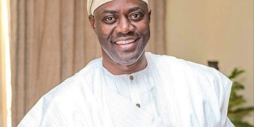 31450 oyo election apcs folarin loses polling unit to makinde