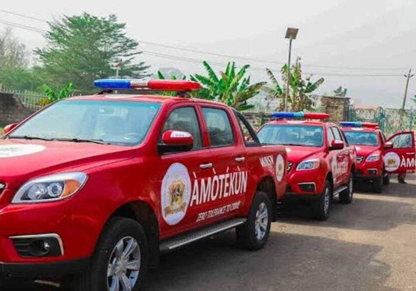 36424 amotekun arrests 2 underage boys for breaking into shop stealing in osun 36424 amotekun arrests 2 underage boys for breaking into shop stealing in osun