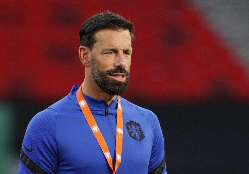 38467 manchester united it was argument van nistelrooy opens up on fall out with ronaldo 38467 manchester united it was argument van nistelrooy opens up on fall out with ronaldo