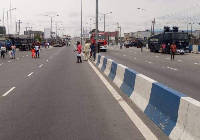 39911 breaking one injured as pdp apc supporters clash in rivers 39911 breaking one injured as pdp apc supporters clash in rivers