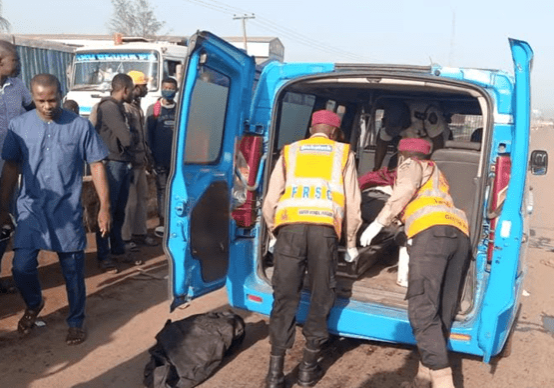 45463 seven die 18 injured in lagos ibadan expressway accident