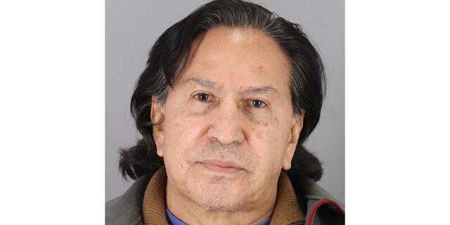 49061 us judge orders peru ex president to surrender in bribery case