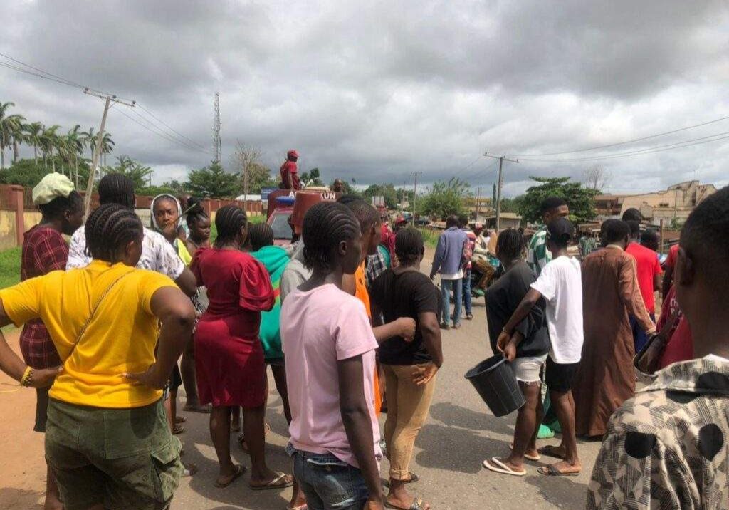 50004 ondo students protest non availability of basic amenities on campus