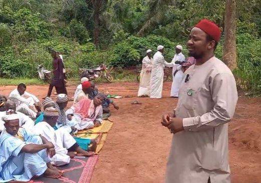 50382 muslim netizens hail igbo observing eid prayers in enugu