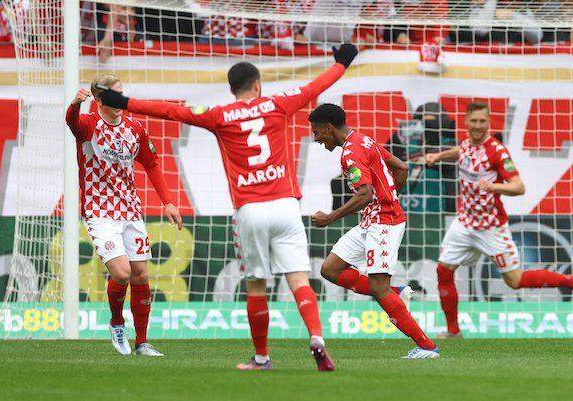 50418 bundesliga leaders bayern lose 3 1 at mainz 50418 bundesliga leaders bayern lose 3 1 at mainz