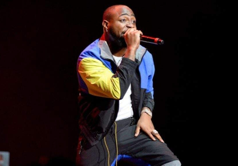51317 man attacks davido on stage at timeless concert
