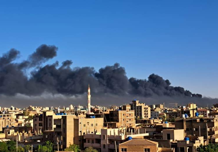 54261 airstrikes artillery continue as sudan fighting enters 3rd week 54261 airstrikes artillery continue as sudan fighting enters 3rd week