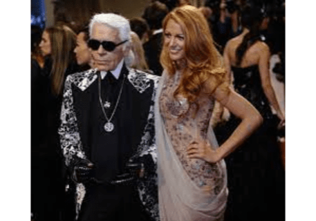 55813 stars shine in new york as met gala honours lagerfeld