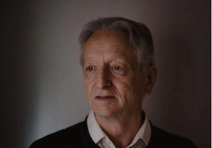 55815 ai pioneer resigns from google warns of danger of ai chatbot