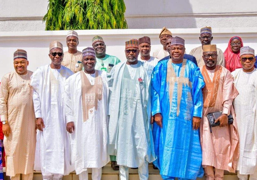 5625 niger gov sani bello urges pharmaceutical council to rid society of sales of unprescribed drugs