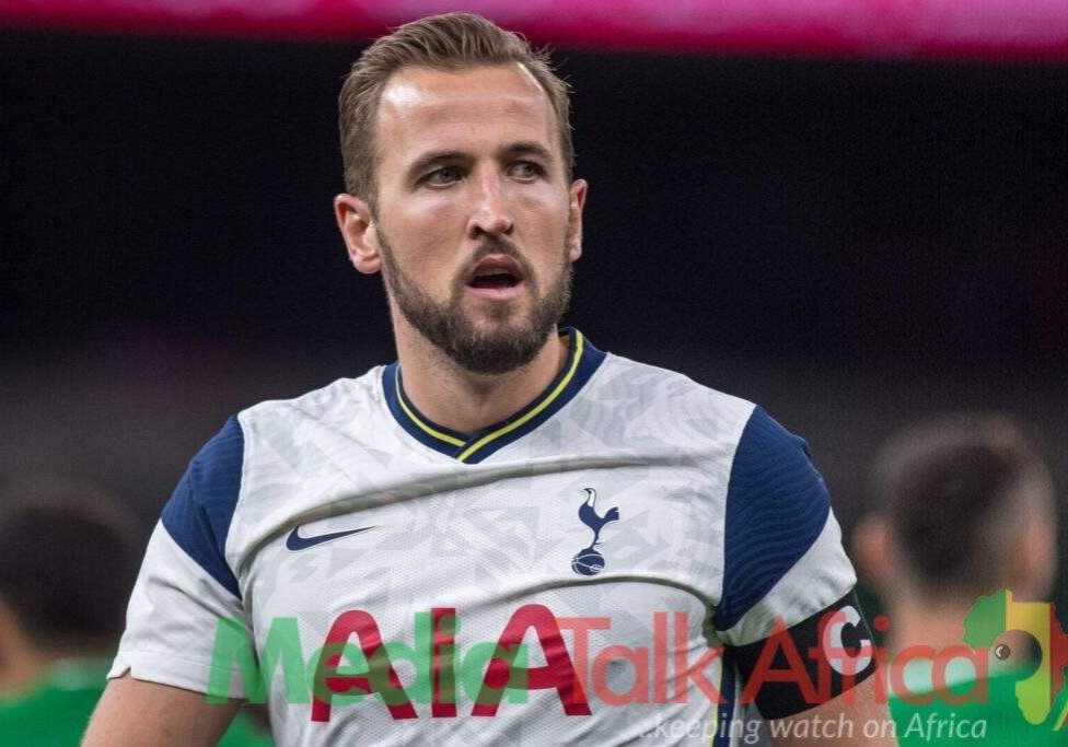 56883 epl man utd identify three strikers to sign if kane deal fails