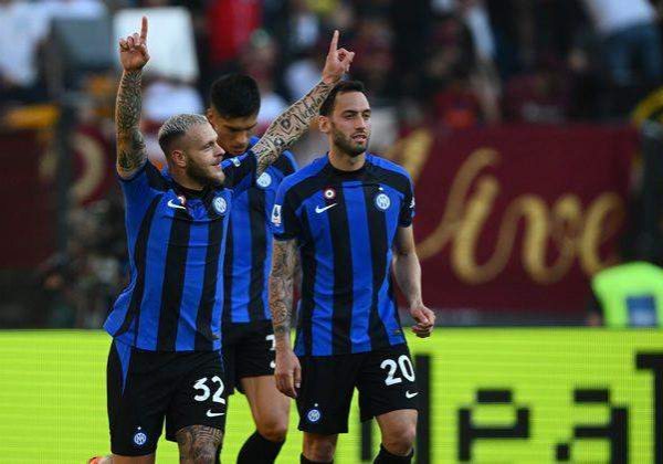 58276 serie a milan clubs win ahead champions league showdown