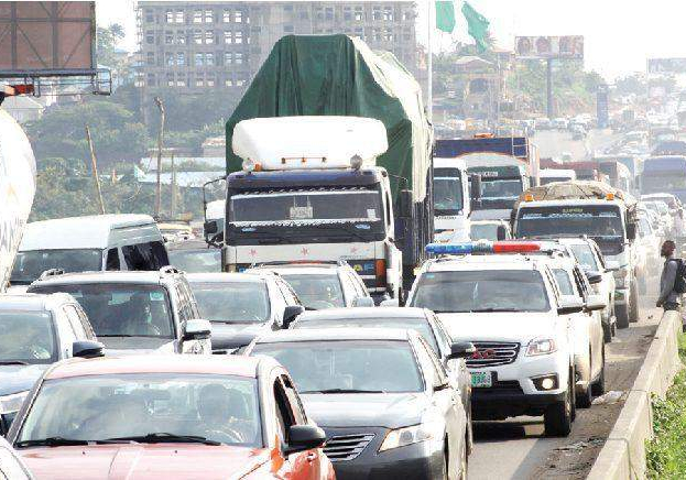 58632 lagos ibadan gridlock frsc advises road users to use alternative routes