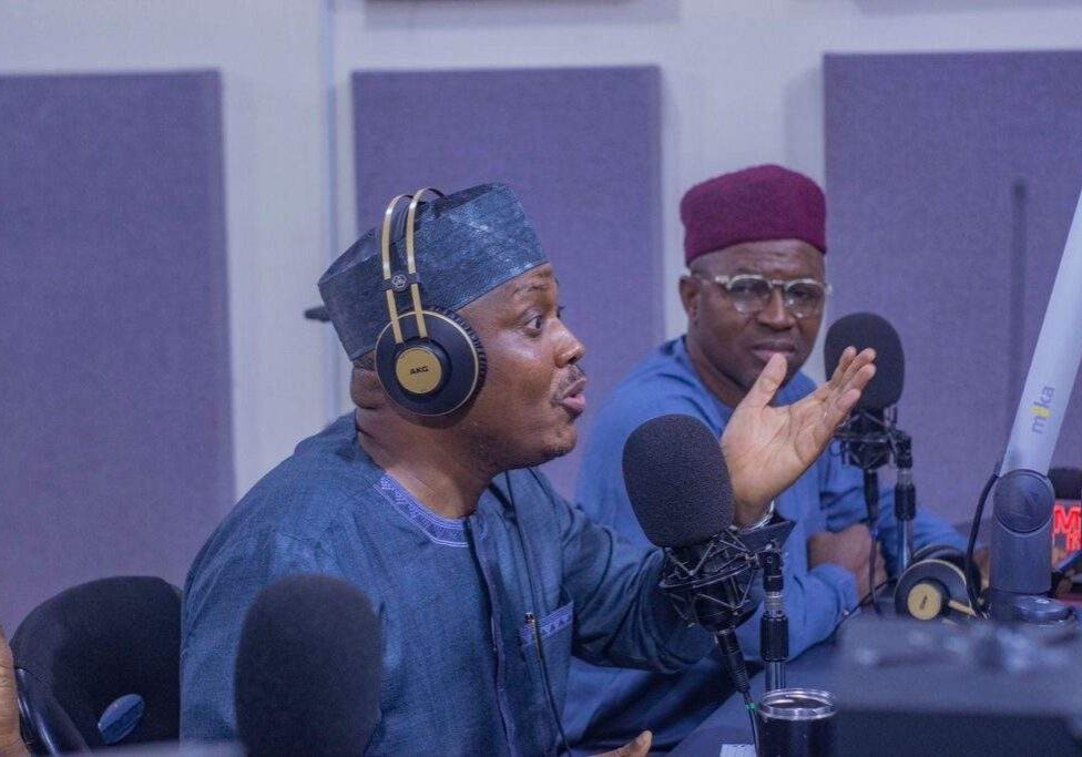 5881 paying salary obligation to workers not achievement lawal to kwara govt 5881 paying salary obligation to workers not achievement lawal to kwara govt