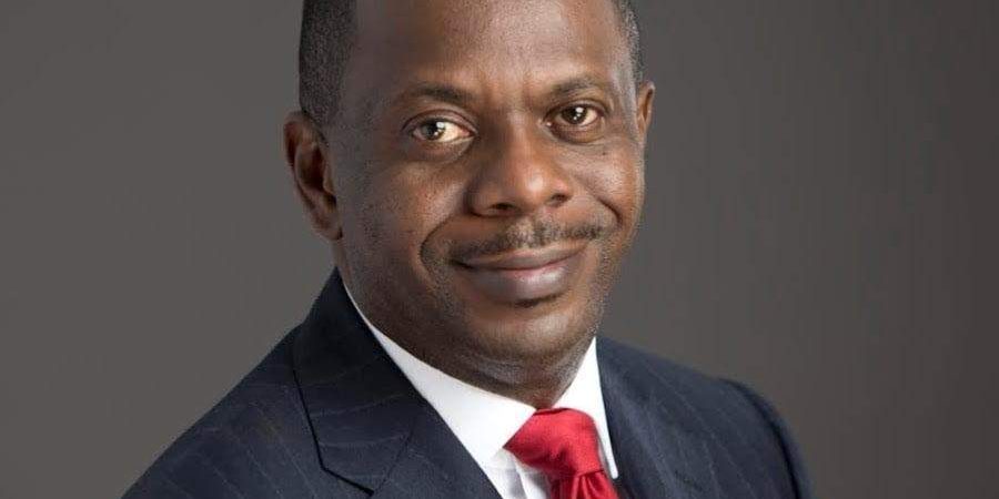 59456 your sacrifices contribute to nigerias growth buhari salutes senior pastor poju oyemade