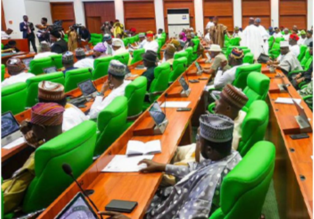 BREAKING: Six Rivers Rep members dump PDP for APC