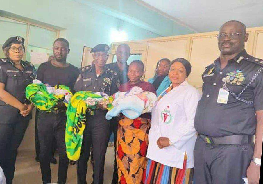 62403 enugu policemans wife breaks record delivers triplets 62403 enugu policemans wife breaks record delivers triplets