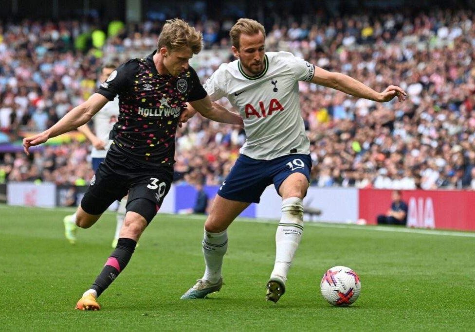 63904 tottenham suffer 3 1 home defeat to brentford
