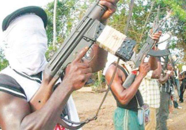 64895 gunmen kill 18 in attack on benue village