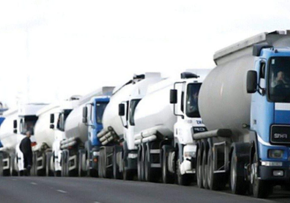6714 tanker drivers reopen zaria kano road after negotiation