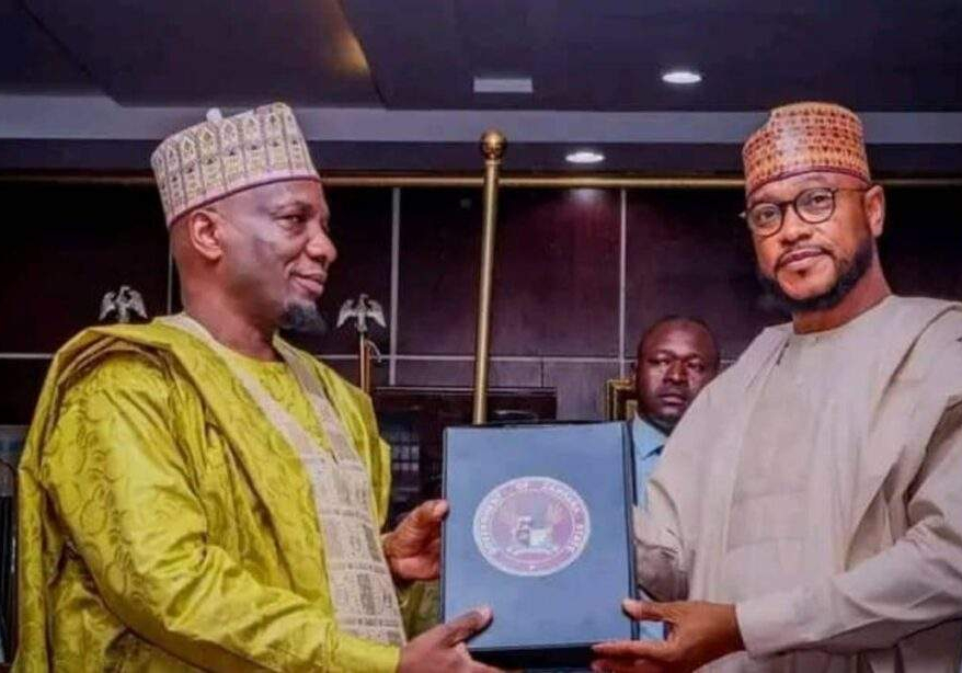 67340 zamfara governor matawalle hands over transition committees documents to dare